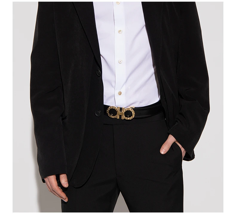 商品Salvatore Ferragamo|SALVATORE FERRAGAMO 男士黑色和海军蓝双面皮革腰带 67-0083-750180【包装随机，部分无包装盒】,价格¥2474,第7张图片详细描述