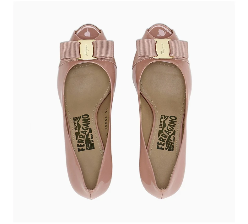商品Salvatore Ferragamo|SALVATORE FERRAGAMO 浅棕色女士坡跟鞋 0584313,价格¥2531,第7张图片详细描述