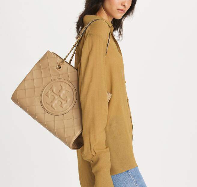 商品Tory Burch|TB汤丽柏琦FLEMING 软皮链条托特包152337（香港仓发货）,价格¥4540,第14张图片详细描述