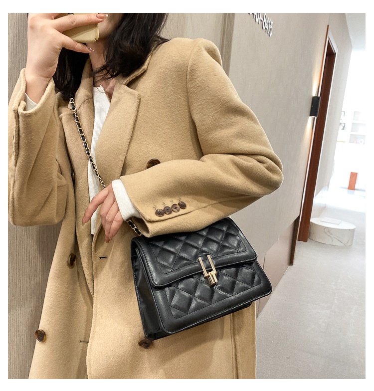 商品[国内直发] GLENVINTEN|格岚云顿菱格链条包冬季新款时尚复古小方包女式单肩斜跨包批发,价格¥130,第14��张图片详细描述