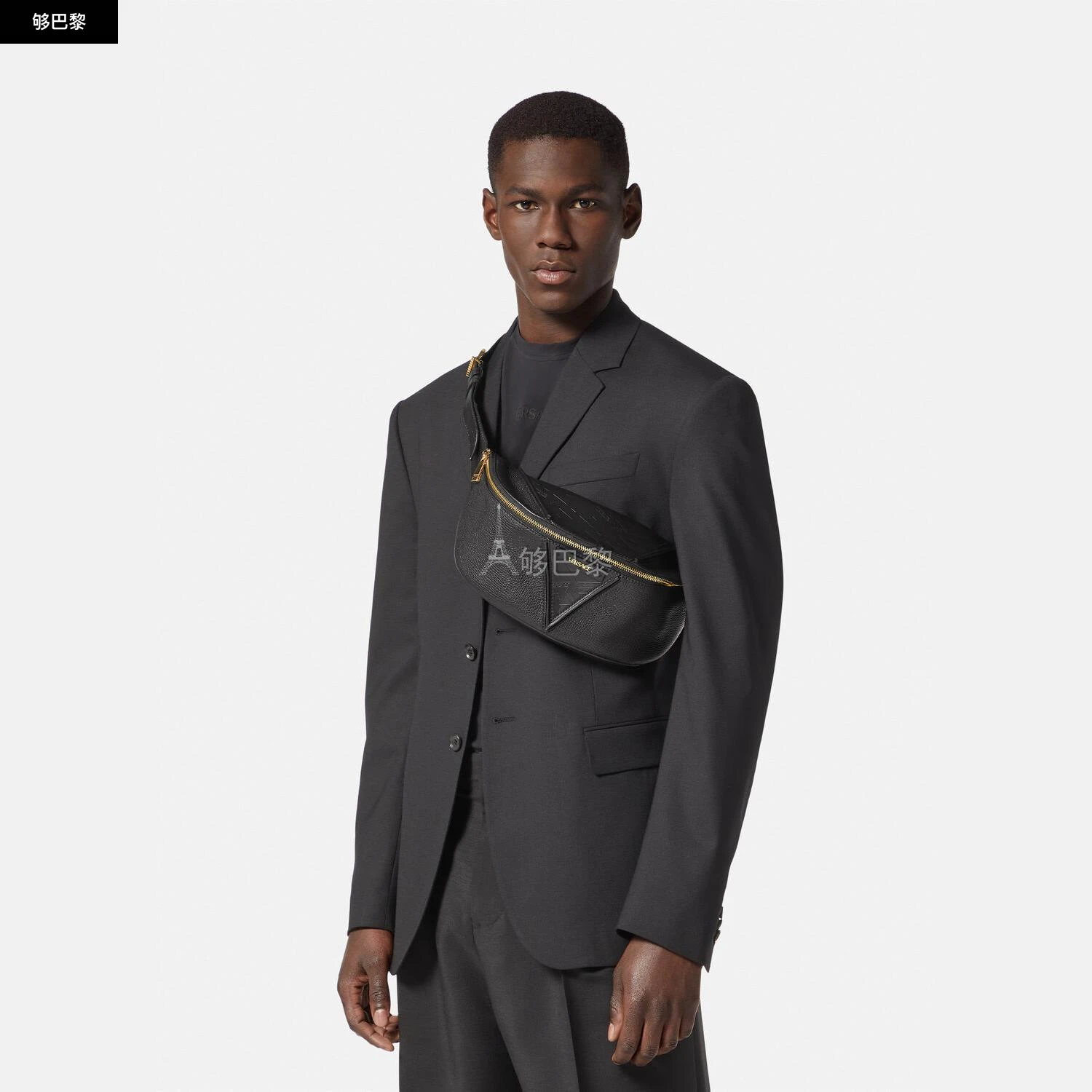 商品Versace|【预售】 范思哲 25春夏 男士 腰包 V GRECA SIGNATURE腰包 1006888-1A04605_1B00V ,价格¥9364,第3张图片详细描述
