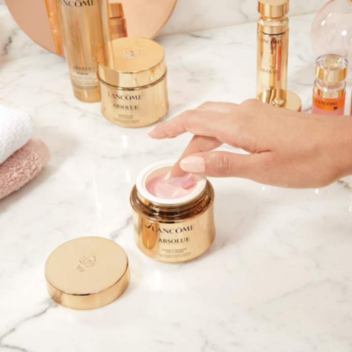商品Lancôme|菁纯臻颜焕活亮彩面霜轻润版 （适合油皮和混油皮）,价格¥1121,第2张图片详细描述