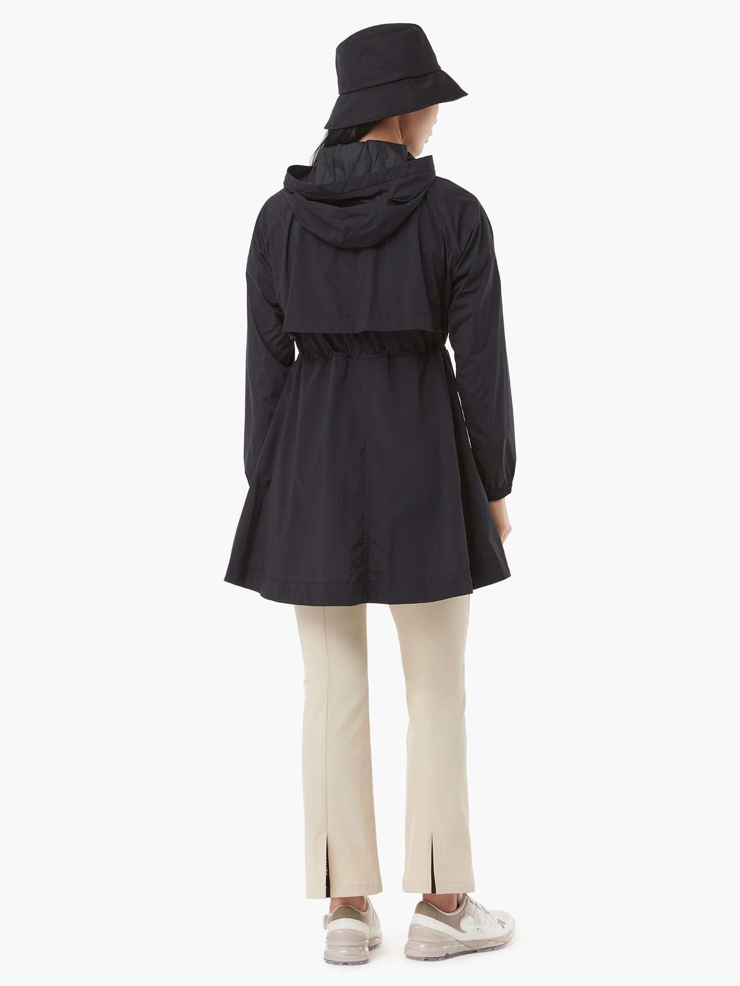 商品【预售商品15天发货】 DESCENTE|GOLF女性轻便长款外套适合春秋季节 DP12WFBL35-DBEG,价格¥1852,第9张图片详细描述