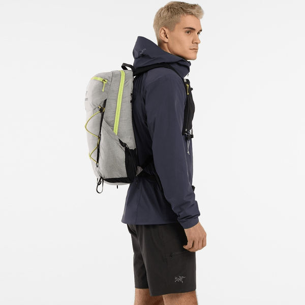 商品Arc'teryx|【Brilliant|包邮包税】始祖鸟 AERIOS 15 BACKPACK M[SS23] 新款上市 Areas 15 双肩包男士 ABNSMX6709,价格¥2009,第9张图片详细描述