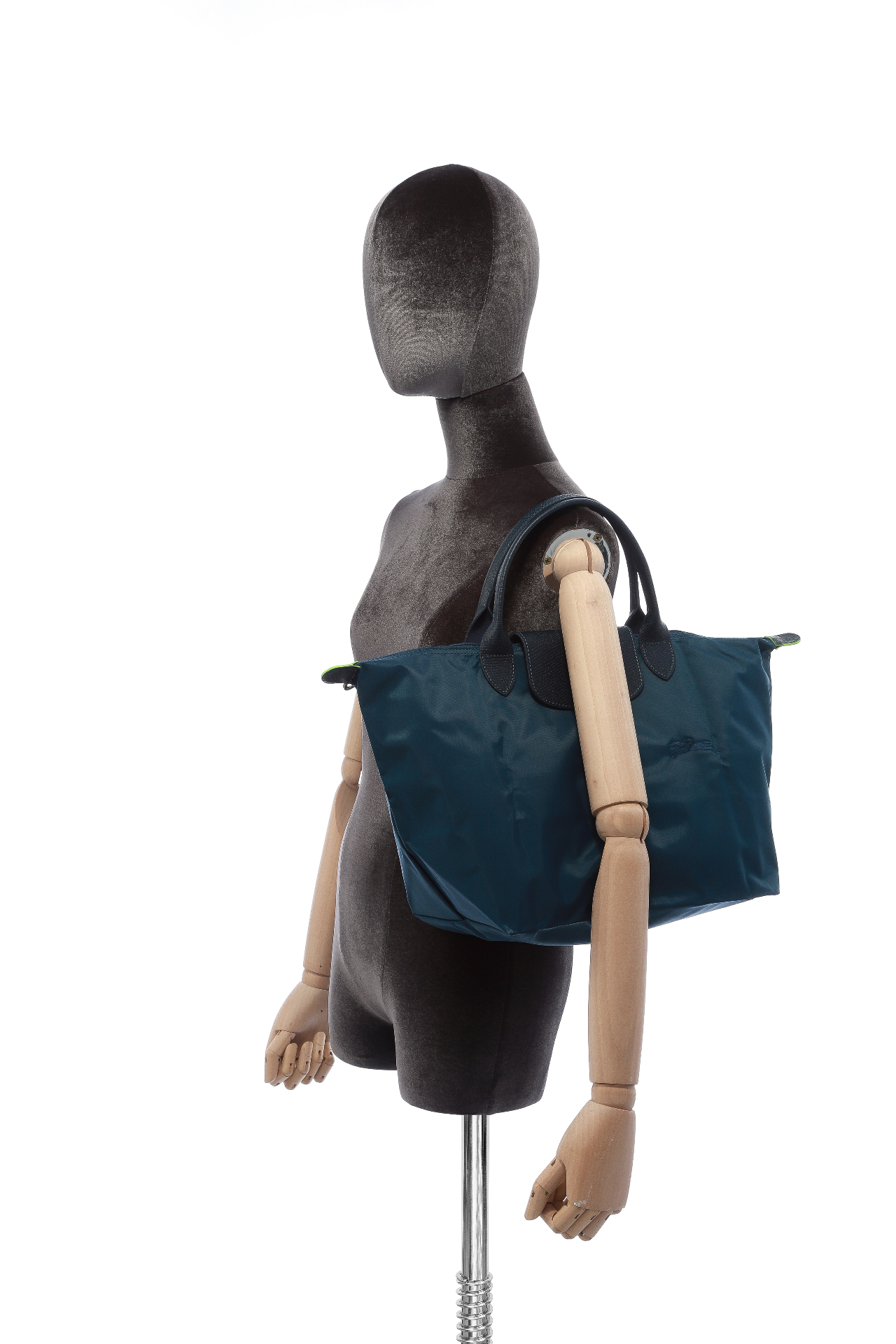 商品[国内直发] Longchamp|珑骧 LONGCHAMP 奢侈品 女士LE PLIAGE GREEN环保系列中号深海蓝色织物短柄可折叠手提包饺子包 1623 919 P57,价格¥852,第9张图片详细描述