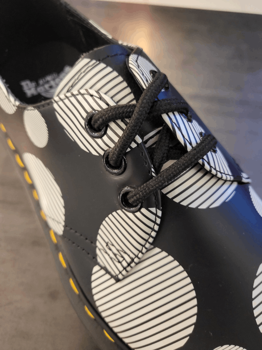 商品Dr. Martens|【Brilliant|包邮包税】马汀博士 马丁靴 1461 Quad Black+White Polka Dot Smooth 26879009,价格¥711,第7张图片详细描述