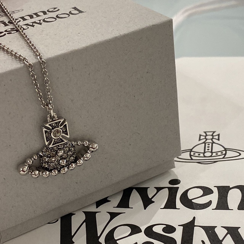 商品Vivienne Westwood|VIVIENNE WESTWOOD/西太后 女士银色徽标项链,价格¥655,第3张图片详细描述