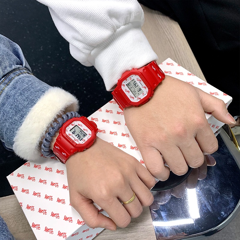 商品[国内直发] Casio|卡西欧情侣对表小方块小红表限量版两支装年度限定款,价格¥1034,第1张图片详细描述