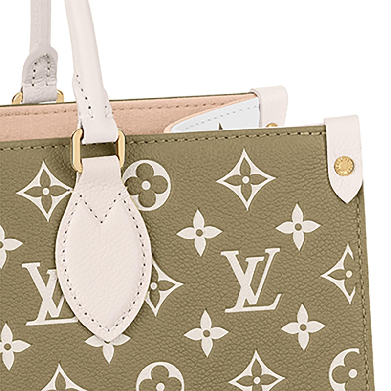 商品Louis Vuitton|预售10天 Louis Vuitton/路易威登 22春夏新款ONTHEGO系列 女士中号卡其绿/米色老花压印牛皮革饰可拆卸吊饰单肩斜挎手提托特包M46060,价格¥26632,第6张图片详细描述