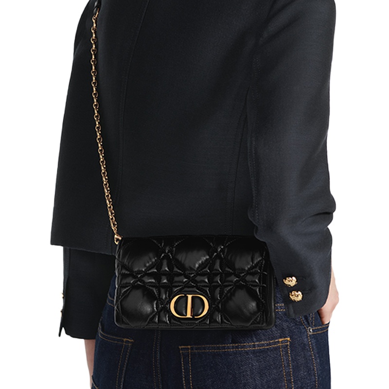 商品Dior|迪奥 Caro女士迷你黑色牛皮革绗缝效果超大藤格纹手拿斜挎包 ,价格¥19042,第3张图片详细描述