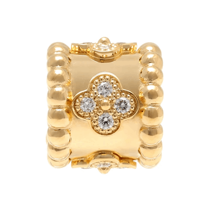 商品Van Cleef & Arpels| Van Cleef & Arpels/梵克雅宝  经典Perlée™三叶草系列 18K金黄金镶钻三叶草吊坠 VCARO3YG00（不含项链）,价格¥43539,第3张图片详细描述