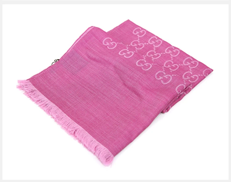 商品Gucci|GUCCI 古驰 女士粉色羊毛丝绸围巾 165904-3G646-5872,价格¥1168,第4张图片详细描述
