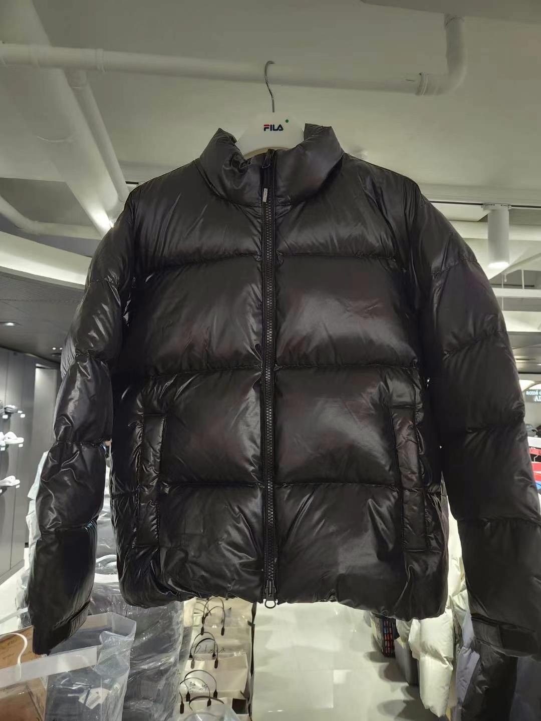 商品Fila|【享贝家】FILA 斐乐发亮材质羽绒服 男女同款 黑色 FS2DJD4108X-BLK,价格¥589,第3张图片详细描述