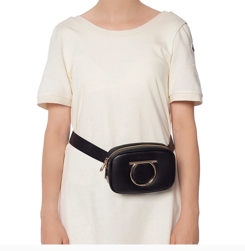 商品[国内直发] Salvatore Ferragamo|Salvatore Ferragamo 菲拉格慕 女士黑色徽标腰包 21-H005-699083,价格¥3258,第7张图片详细描述