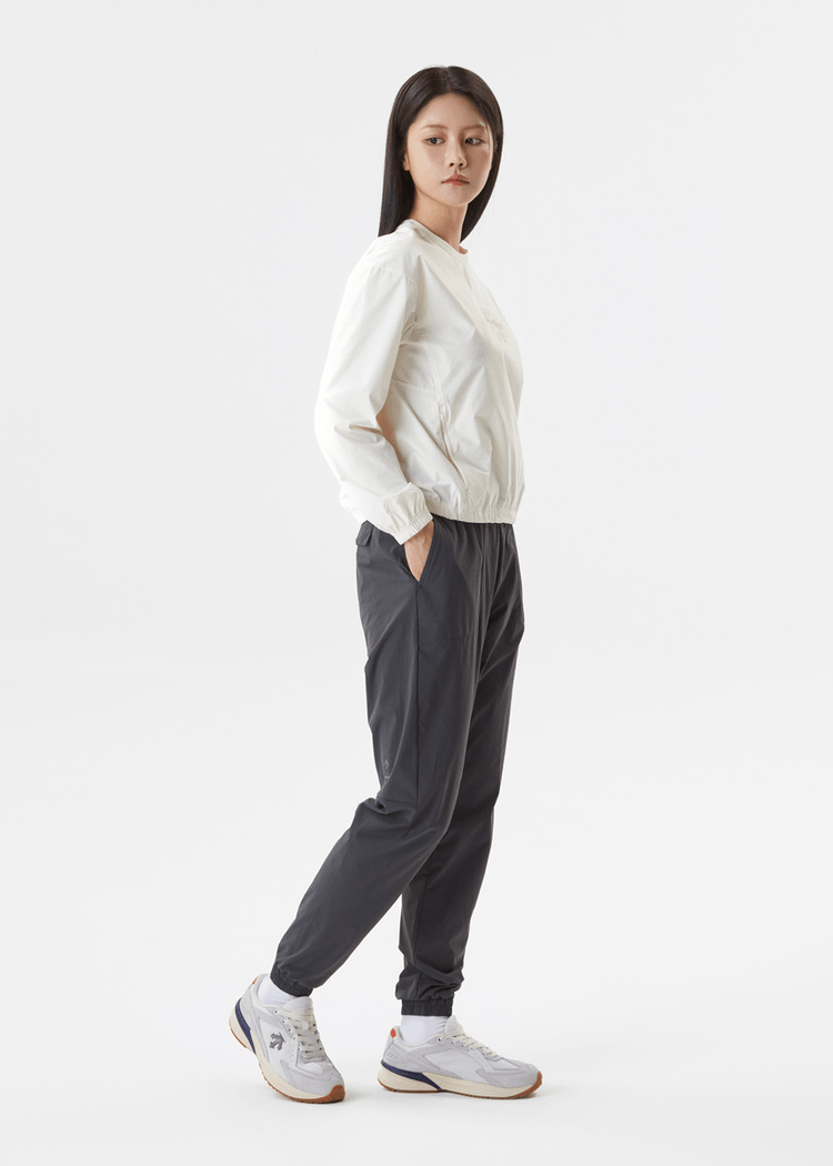 商品【预售商品15天发货】 DESCENTE|【Brilliant|包邮包税】中性黑灰超轻网面运动鞋SP323LCR79-BLK0,价格¥755,第8张图片详细描述