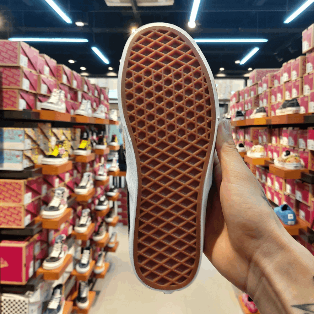 商品Vans|【韩国直邮|包邮包税】万斯 Slip-On 59 # Sherpa #男女通用鞋 # leopard/black (VN0A38GU6BX),价格¥355,第7张图片详细描述