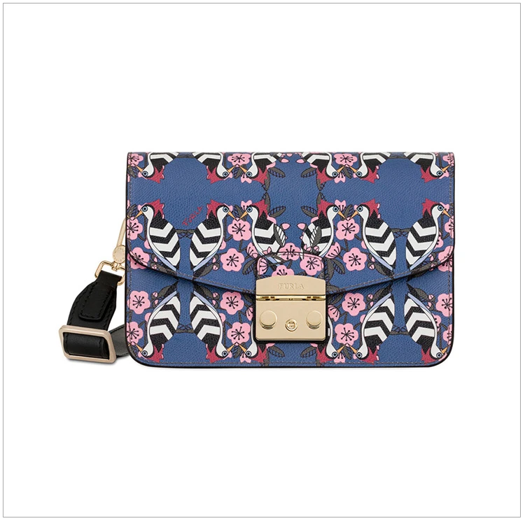 商品[国内直发] Furla|Furla 芙拉 女士时尚印花图案单肩斜挎包 922054,价格¥744,第11张图片详细描述