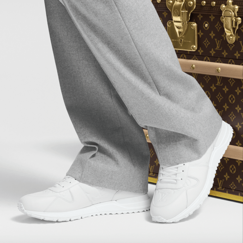 商品Louis Vuitton|【预售十天】路易威登 男士白色小牛皮休闲运动鞋 1ADFJJ,价格¥8197,第8张图片详细描述