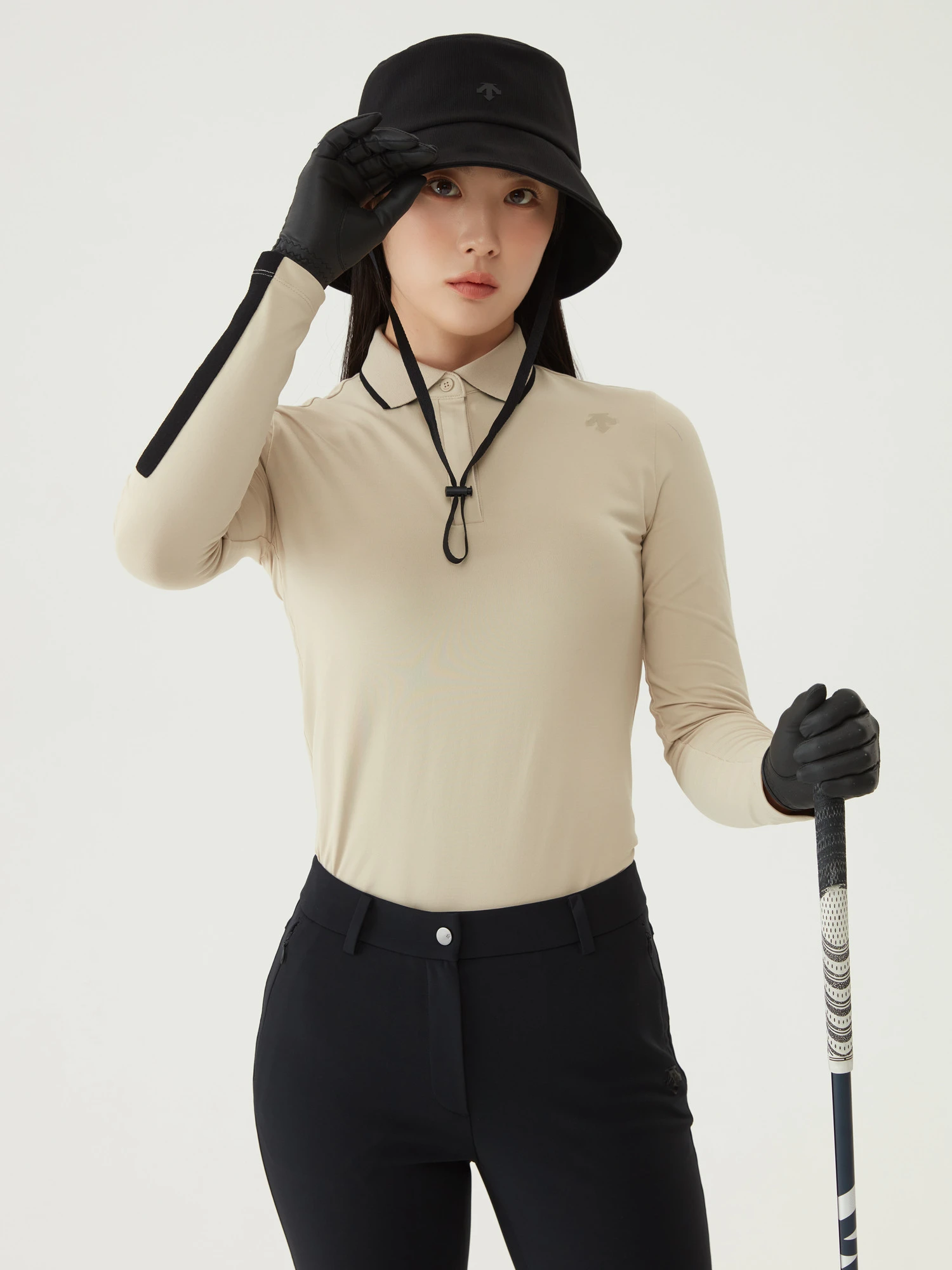 商品【预售商品15天发货】 DESCENTE|高球系列女性基础款翻领短袖T恤简约百搭 DO32WFTL91-BEGG,价格¥1025,第9张图片详细描述