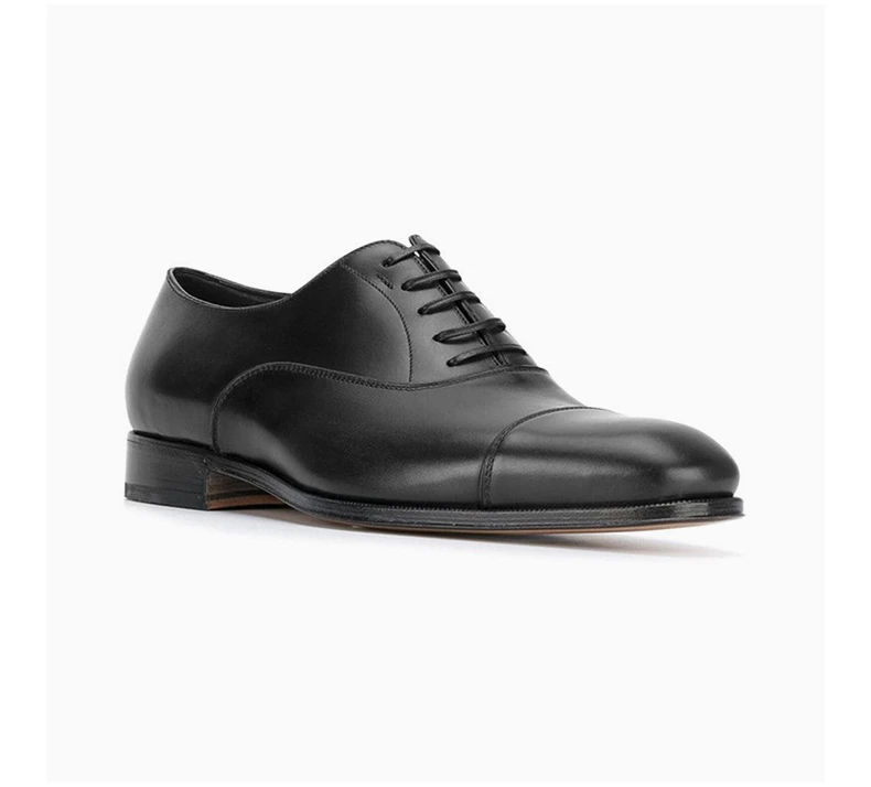 商品Salvatore Ferragamo|SALVATORE FERRAGAMO 男士黑色牛皮系带牛津鞋 0636705,价格¥3927,第5张图片详细描述