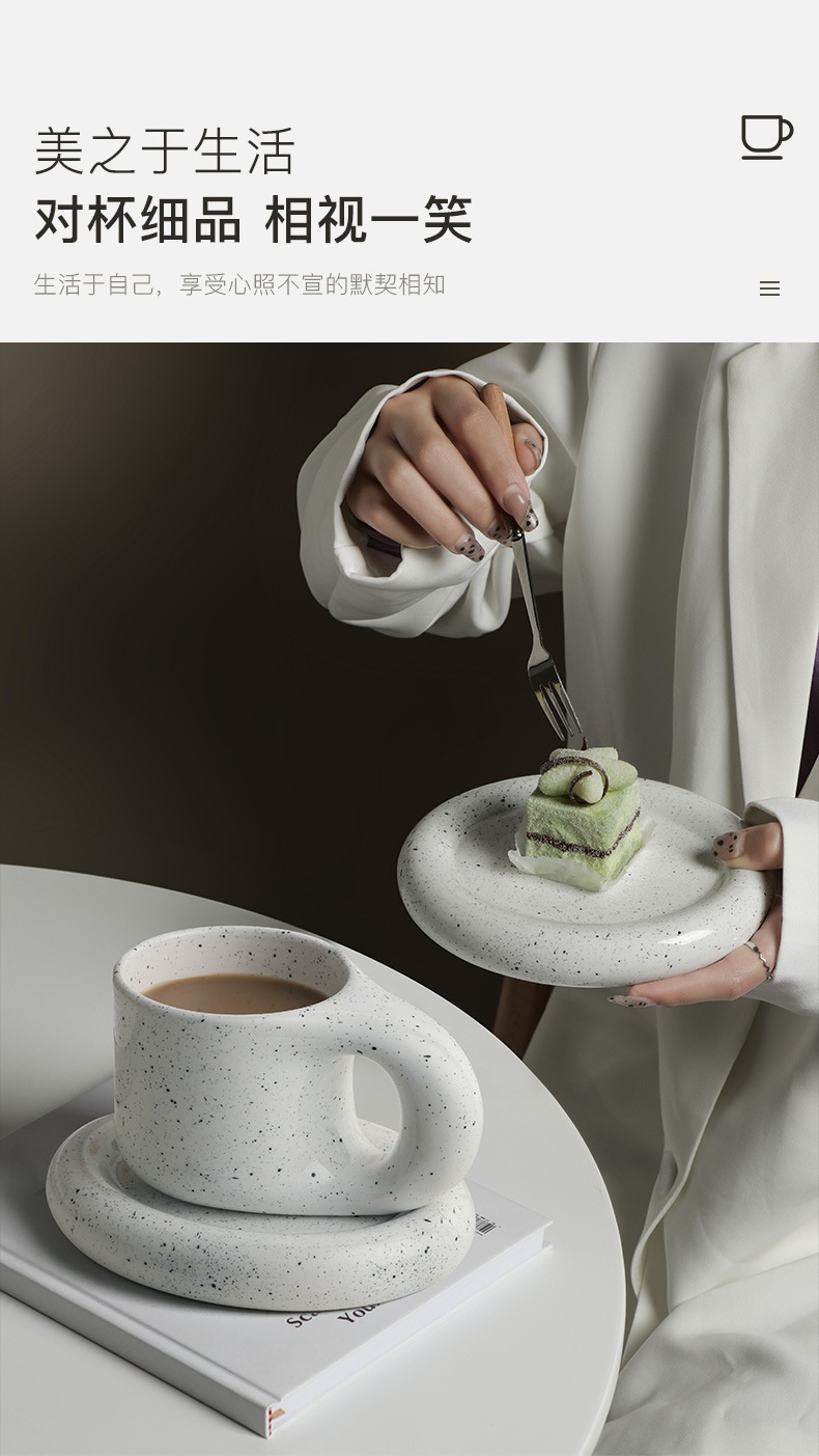 商品[国内直发] YeeCollene|北欧ins风马克杯高颜值创意可爱情侣水杯陶瓷咖啡杯胖胖杯,价格¥149,第4张图片详细描述