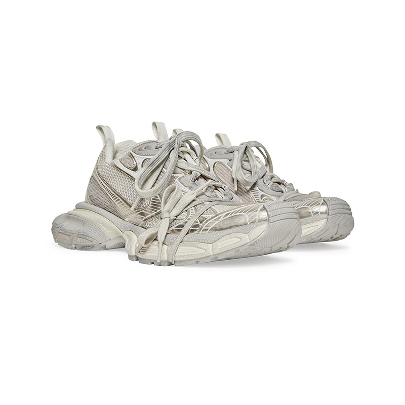 商品Balenciaga|巴黎世家 23新款 男米银色磨损网布聚氨酯运动鞋,价格¥7401,第4张图片详细描述