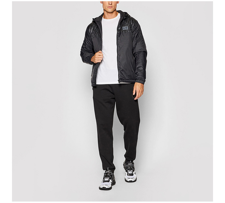 商品Emporio Armani|EMPORIO ARMANI 黑色男士棉服 6KPB18-PNR4Z-1200,价格¥855,第6张图片详细描述
