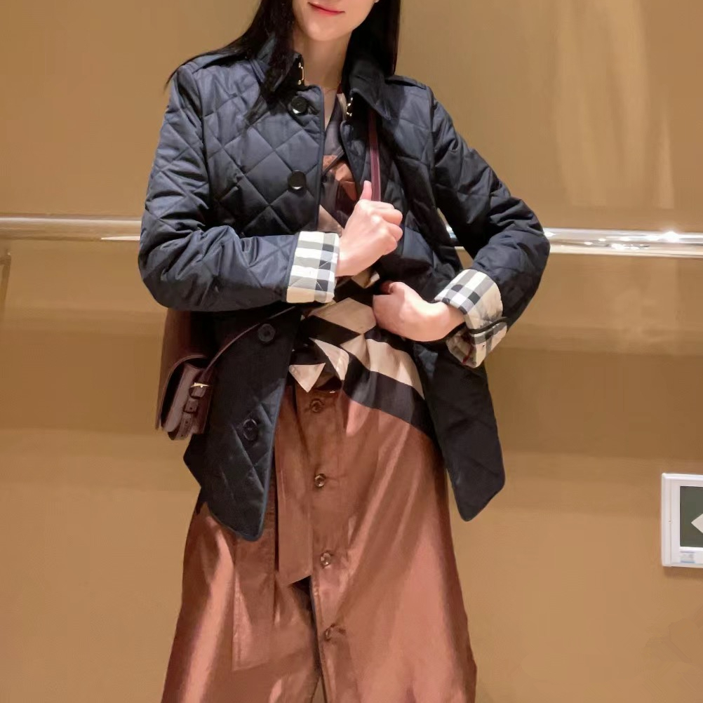商品Burberry|BURBERRY/博柏利 女士海军蓝色棉质格子提花外套80658741,价格¥3283,第11张图片详细描述