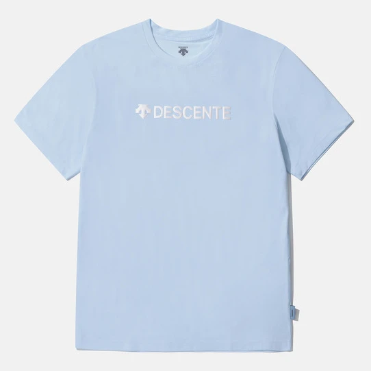 商品DESCENTE|【享贝家】ZY-迪桑特 夏季新款 速干透气运动训练上衣短袖T恤 男女同款 SO123UTS13,价格¥305,第18张图片详细描述