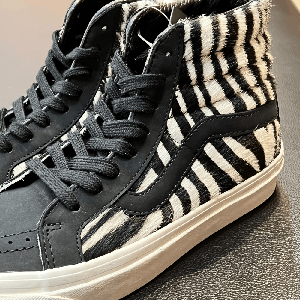 商品Vans|【韩国直邮|包邮包税】万斯[VANS] Sk8-Hi 38 Dx # Anaheim Factory # 男女共用 运动鞋 # black/zebra (VN0A38GF4ZD),价格¥329,第5张图片详细描述