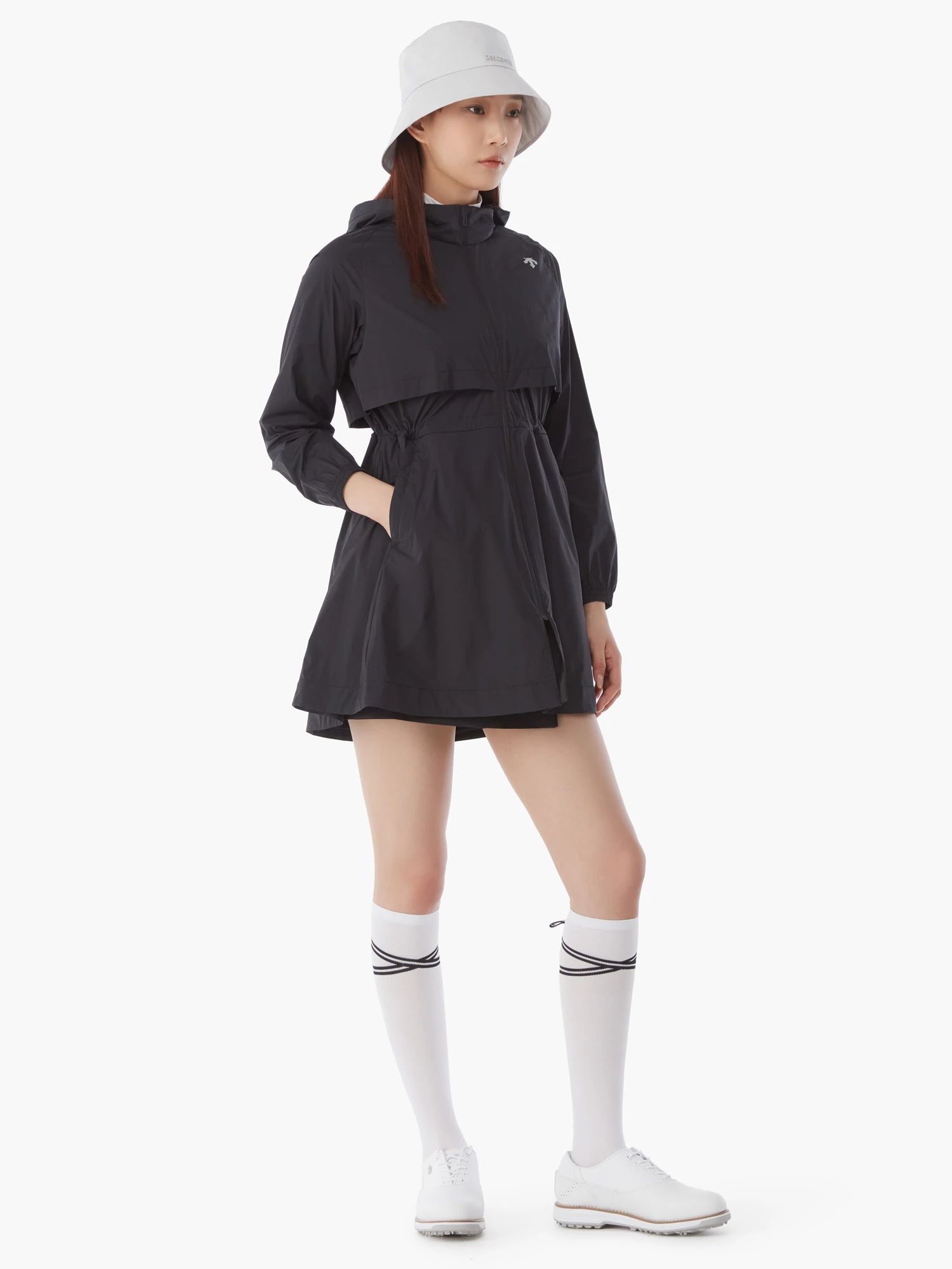 商品【预售商品15天发货】 DESCENTE|GOLF女性轻便长款外套适合春秋季节 DP12WFBL35-DBEG,价格¥1852,第11张图片详细描述