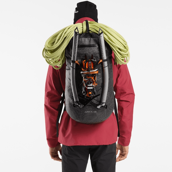 商品Arc'teryx|【Brilliant|包邮包税】始祖鸟 ALPHA FL 40 BACKPACK[SS23] 新款上市 Alpha FL 40 背包 ABNSUX6447,价格¥2644,第12张图片详细描述