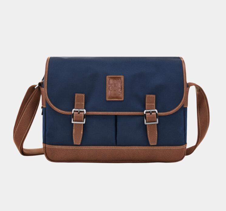 商品[国内直发] Longchamp|【10月8号左右发货】珑骧帆布配皮翻盖开合斜挎单肩包男款,价格¥2817,第11张图片详细描述