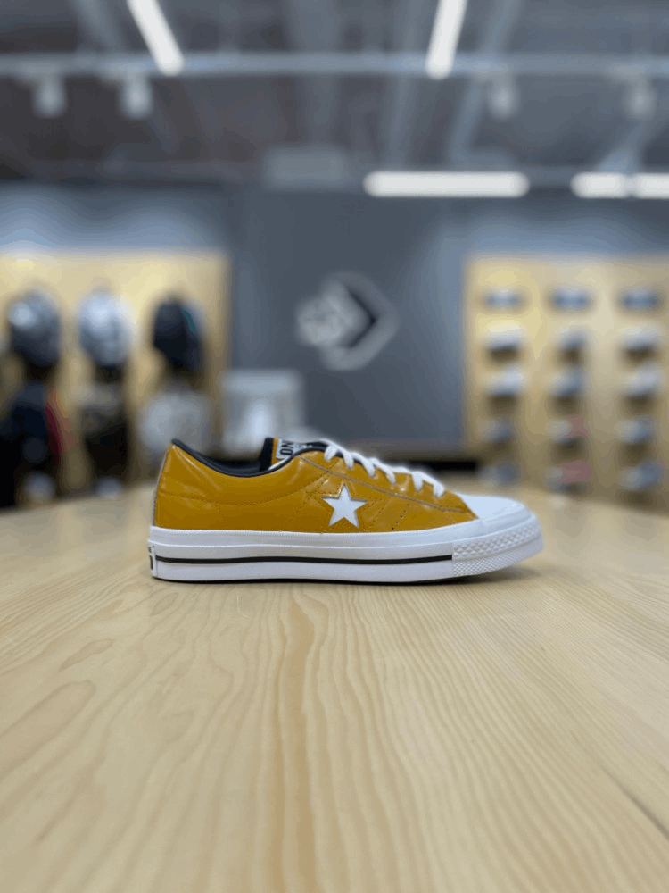 商品Converse|【韩国直邮|包邮包税】匡威[converse] ONE STAR 韩星 OX Sharpron 黄色 LOW 帆布鞋 168972C,价格¥422,第1张图片详细描述