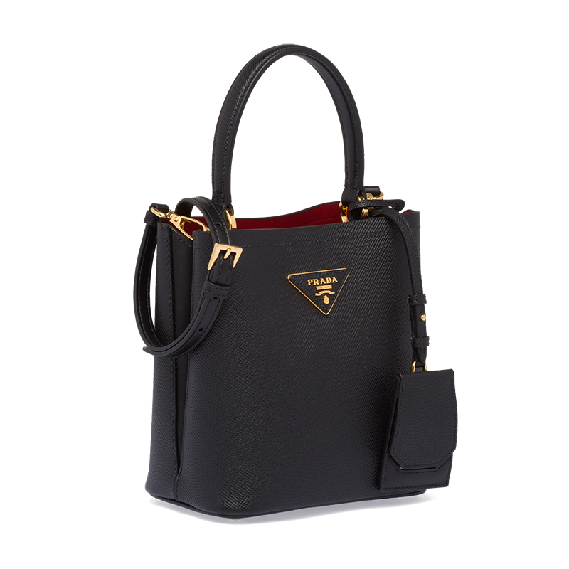 商品Prada|PRADA/普拉达 22新款 Panier系列 女士小号黑色saffiano皮革金色徽标磁扣拆卸肩带皮革手柄单肩手提斜挎包,价格¥23565,第2张图片详细描述
