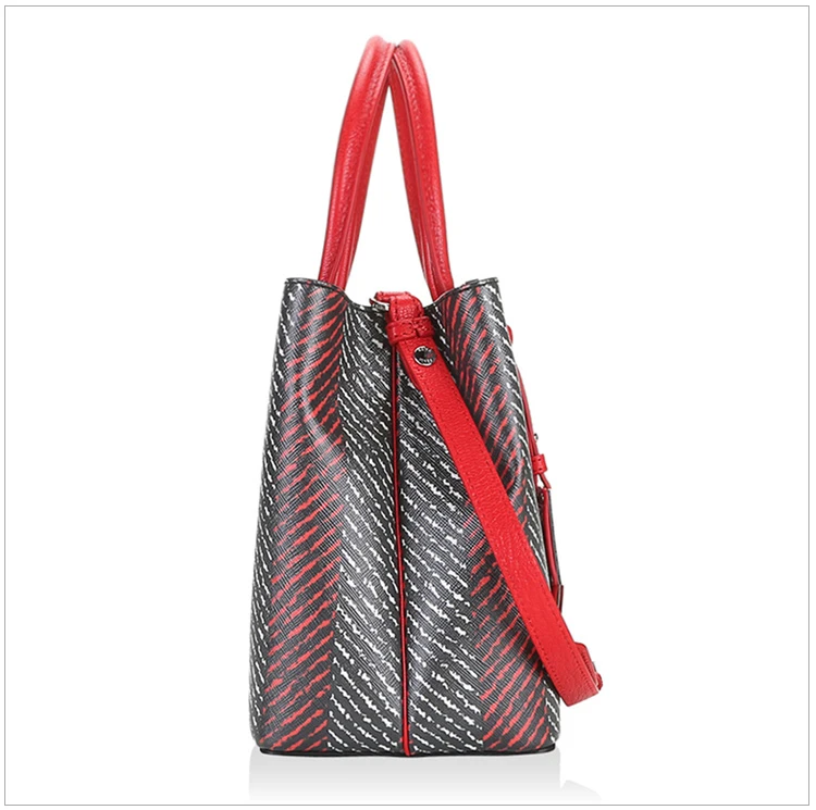 商品[国内直发] Fendi|FENDI 红色女士手提包 8BH253-V9X-F0P0R,价格¥8341,第6张图片详细描述
