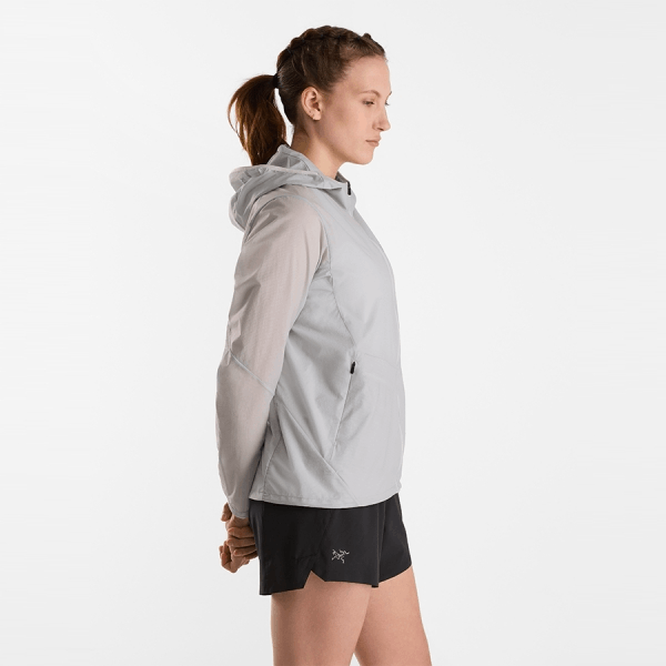 商品Arc'teryx|【Brilliant|包邮包税】始祖鸟 INCENDO AIRSHELL HOODY W[SS23] 新款上市 Incendo Air Shell 连帽衫女装 AJNSWX7043,价格¥1851,第15张图片详细描述