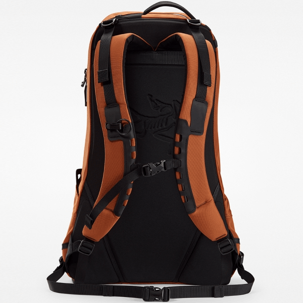 商品Arc'teryx|【Brilliant|包邮包税】始祖鸟 ARRO 22 BACKPACK[SS23] 新款上市 Aro 22 背包 ABNSUX4618,价格¥2409,第15张图片详细描述