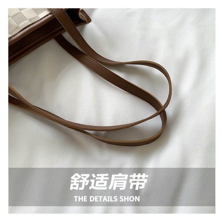 商品[国内直发] GLENVINTEN|格岚云顿女包秋季新款时尚复古压痕格子托特包女式单肩腋下包,价格¥126,第4张图片详细描述