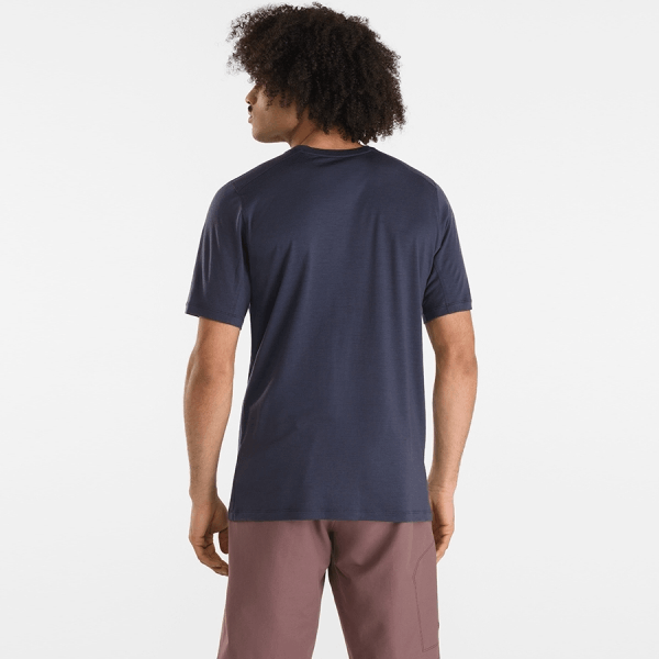 商品Arc'teryx|【Brilliant|包邮包税】始祖鸟 IONIA MERINO WOOL ARC SS M[SS23] 新款上市 Ionic 美利奴羊毛 Arc SS 男士 ATNSMX6537,价格¥1346,第19张图片详细描述