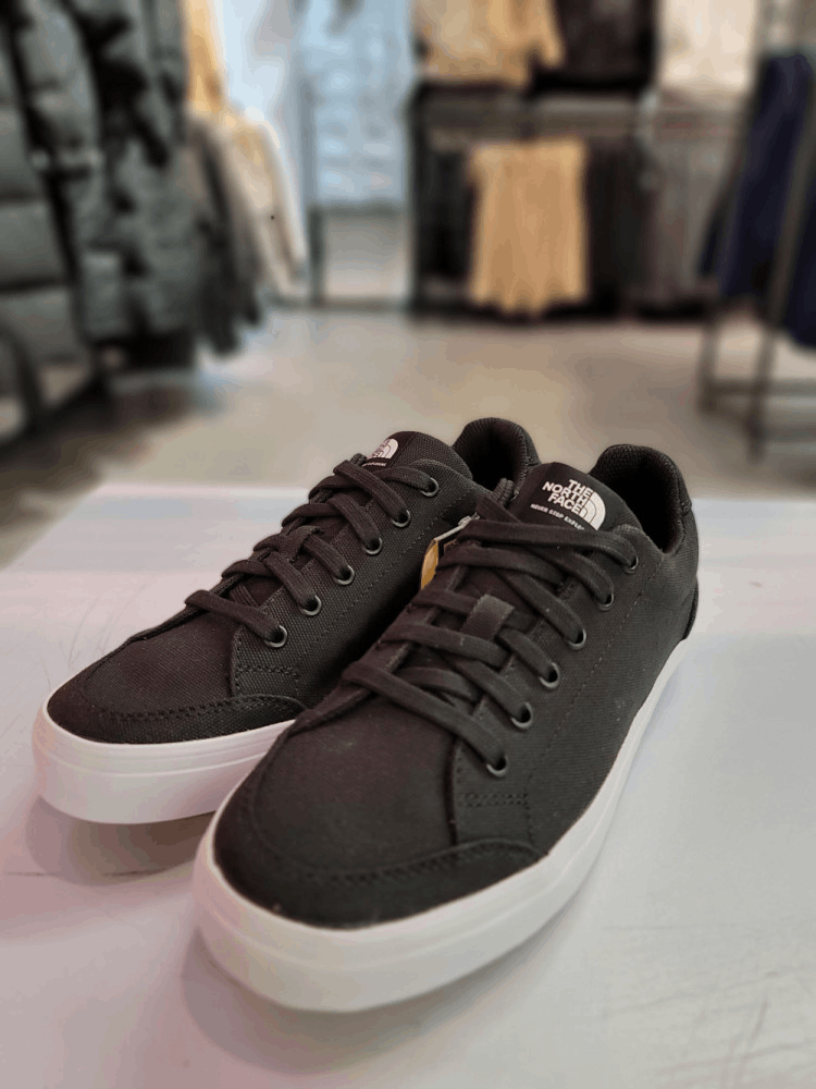 商品The North Face|【Brilliant|包邮包税】北面户外 男女共用 轻便 休闲鞋 板鞋 黑色 NS93M96A BLK,价格¥333,第1张图片详细描述