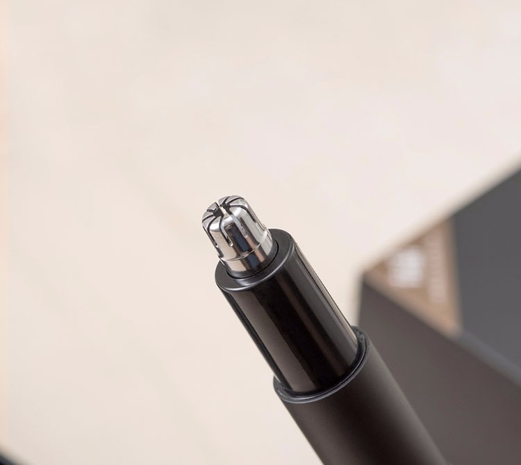 商品[国内直发] HUANXING|焕醒迷你鼻毛修剪器男女通用高速马达锋利刀头精致便携全身水洗修剪鼻毛修剪器小巧便携 黑色HN1,价格¥72,第10张图片详细描述