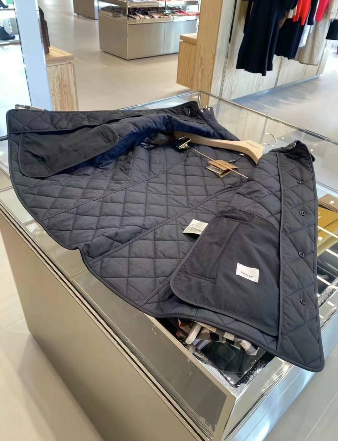 商品Burberry|BURBERRY/博柏利 女士海军蓝色棉质格子提花外套80658741,价格¥3283,第3张图片详细描述