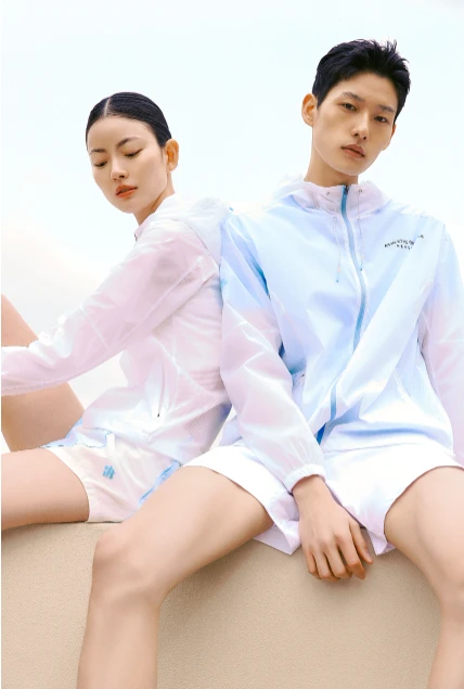 商品DESCENTE|【享贝家】ZY-（预售款）迪桑特 户外速干轻薄防晒衣 皮肤衣 春夏新款 男女情侣 SO223RWB44,价格¥985,第1张图片详细描述