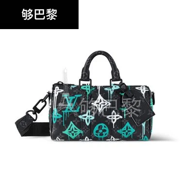 商品Louis Vuitton|【预售】 男士 单肩包 Keepall Bandoulière 25 手袋  LVU7769BMUL,价格¥18937,第2张图片详细描述