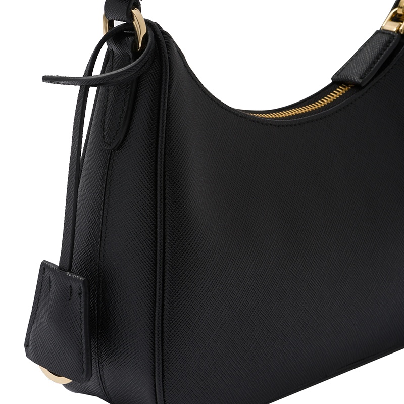 商品Prada|PRADA/普拉达 22新款 女士mini黑色saffiano皮革阴影纹理金色徽标单肩腋下流浪包1BC204_NZV_F0632_V_JOO,价格¥14335,第6张图片详细描述