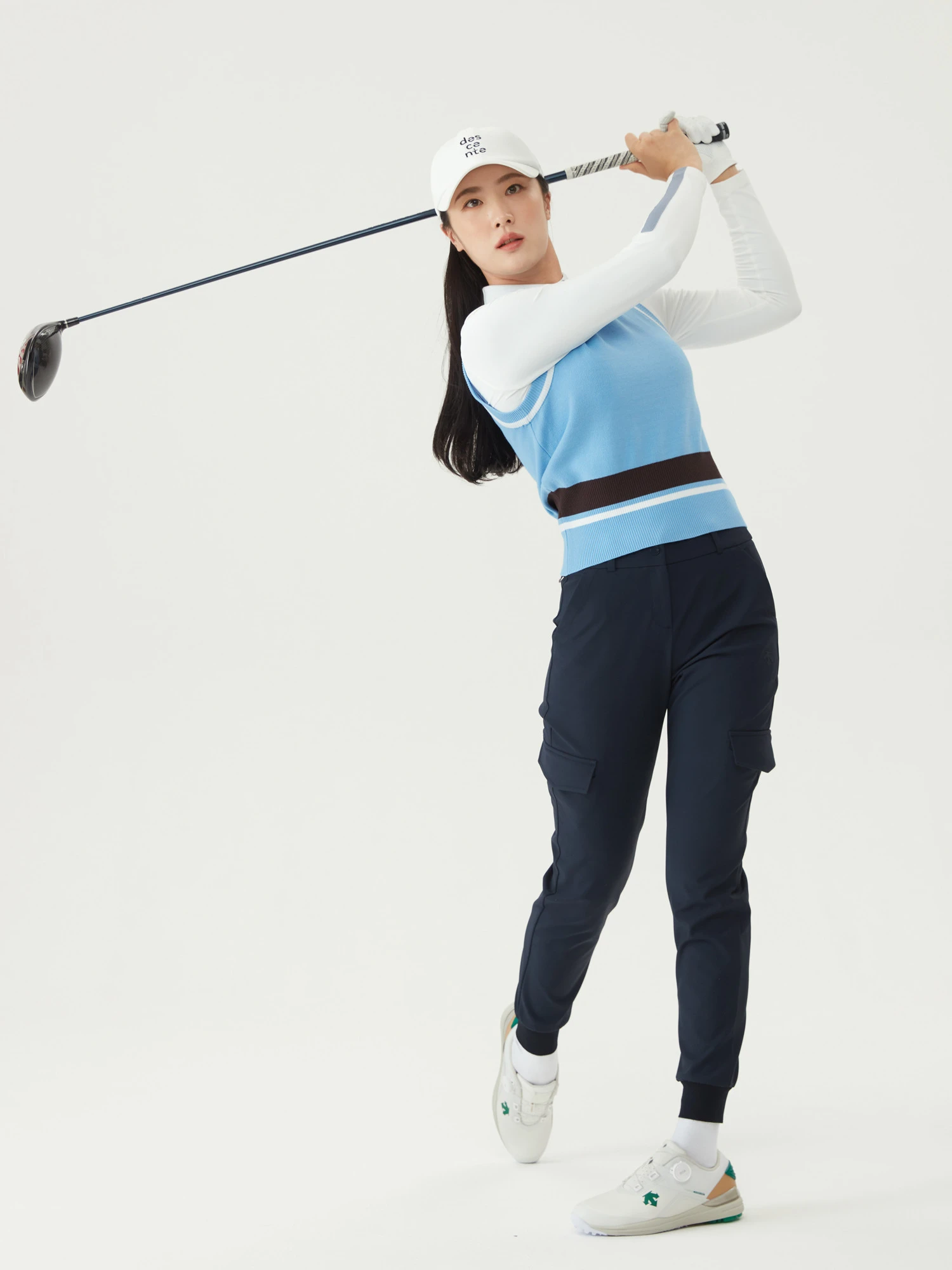 商品【预售商品15天发货】 DESCENTE|高球系列女性基础款翻领短袖T恤简约百搭 DO32WFTL91-BEGG,价格¥1025,第6张图片详细描述