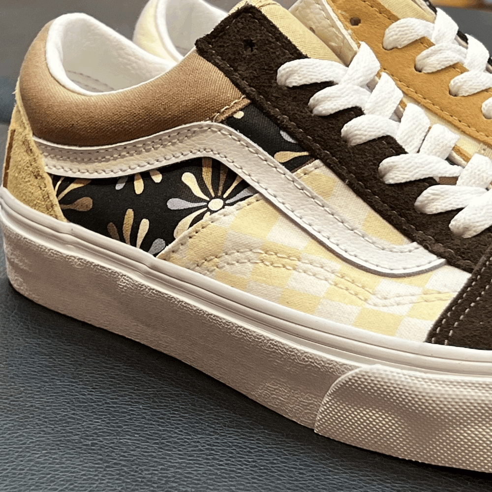 商品Vans|【韩国直邮|包邮包税】万斯[VANS] Ua Old Skool Patchwork # Divine # 女士鞋 # multi/true white (VN0A7Q4PAS0),价格¥261,第7张图片详细描述