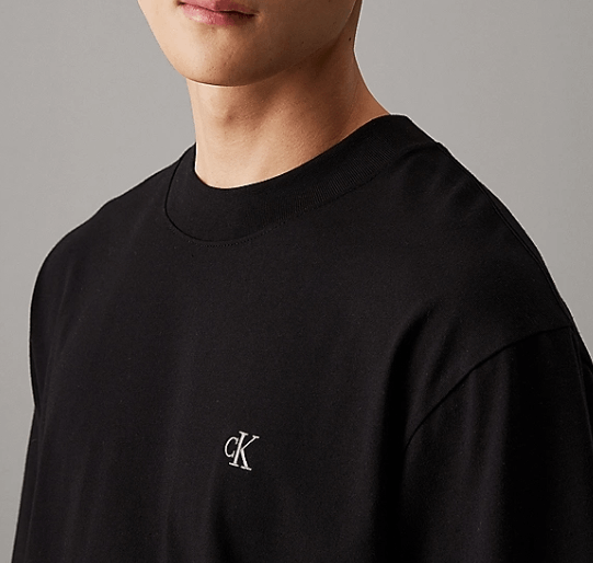商品Calvin Klein|圆领宽松刺绣短袖T恤 男款 黑色灰白色（香港仓发货）,价格¥357,第3张图片详细描述