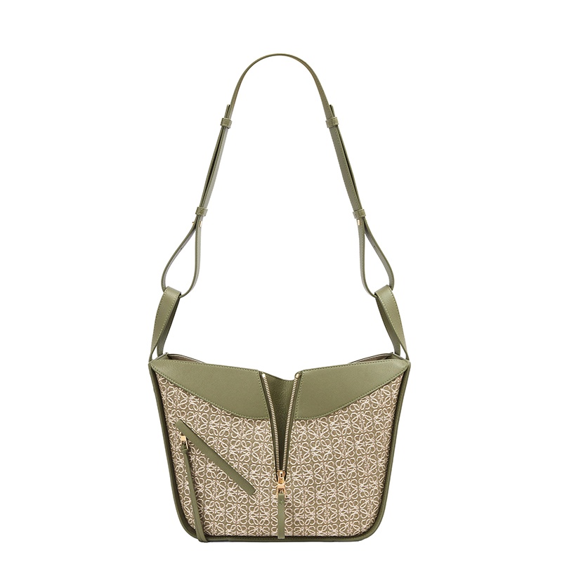 商品Loewe|Loewe/罗意威 22春夏新款Hammock系列 女士小号牛油果绿色提花布和牛皮革拼接可手提单肩斜挎吊床包 A538S35X43-4364,价格¥18769,第6张图片详细描述